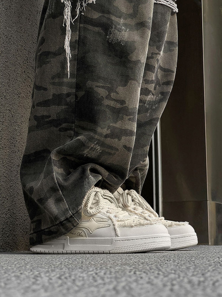 DCRB Broken Creme Sneakers