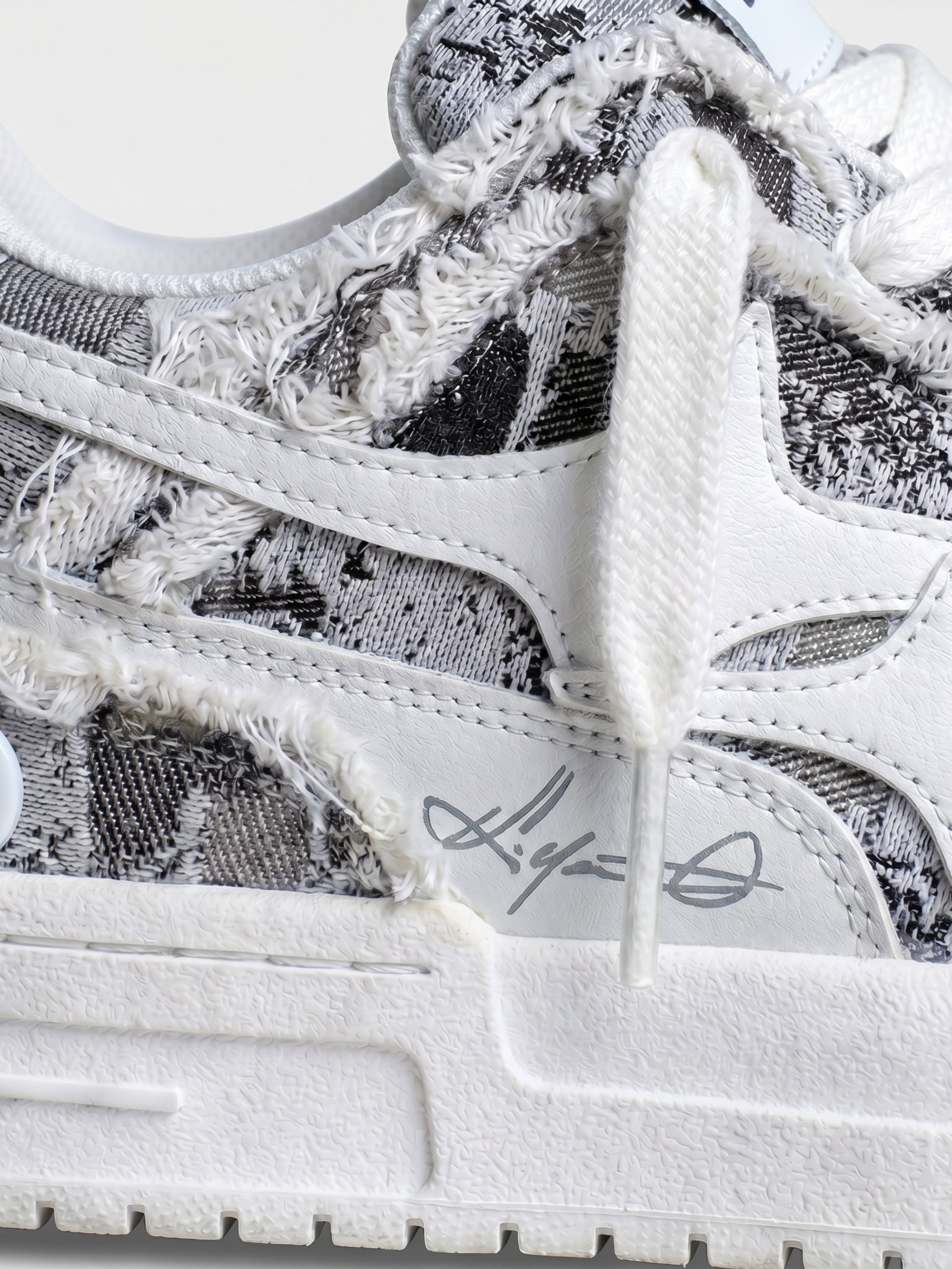DCRB Broken Camo Grey Sneakers